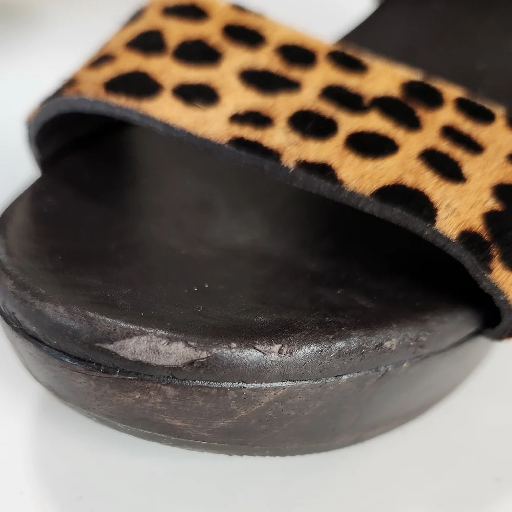 Diane Von Furstenberg Designer Mobwife Animal Print Wedge Heel size 8